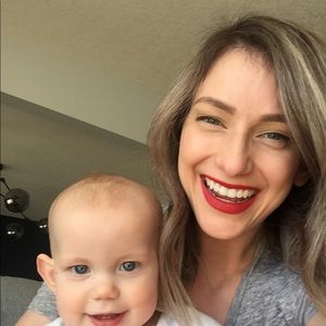 Meet your Posher, Faye